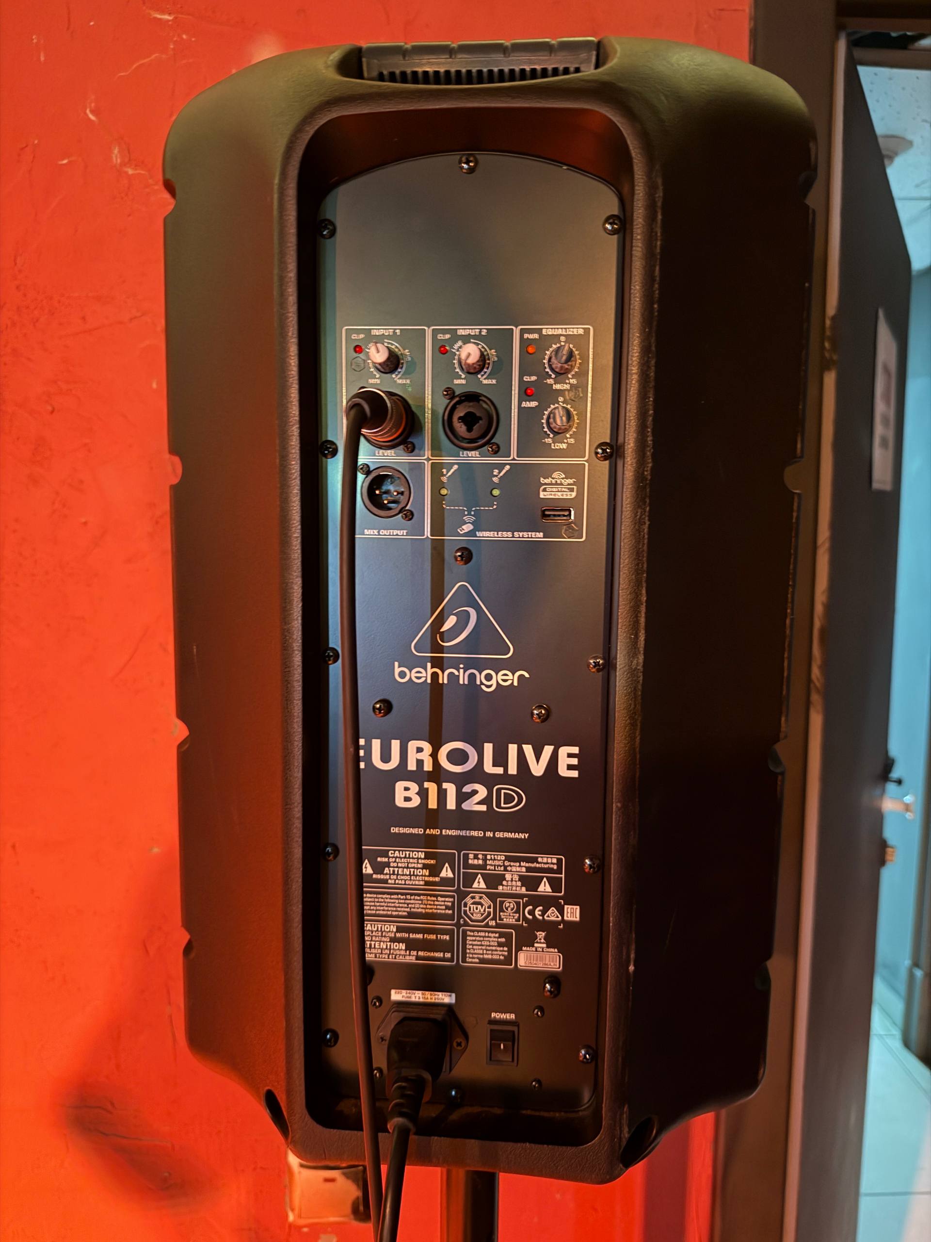 Behringer Eurolive B112D